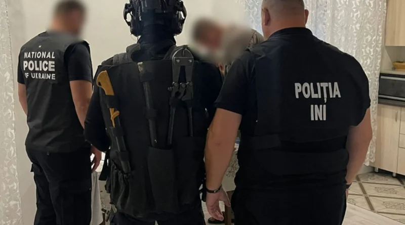 Провели масштабну операцію в двох країнах: правоохоронці викрили шахраїв, які ошукали військових ЗСУ на понад 1 млн грн