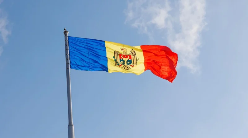 Партія Санду бере більшість: пораховано 99,65% голосів на парламентських виборах у Молдові