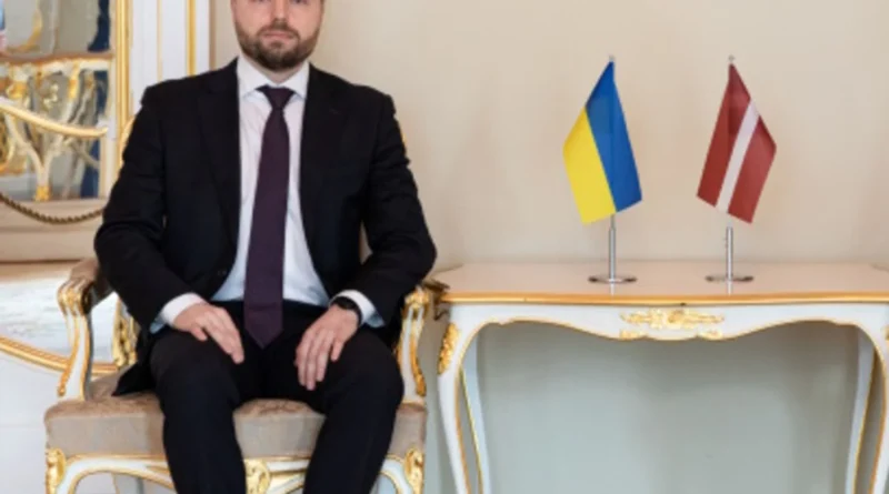 Президент України звільнив посла в Латвії: що відомо про Анатолія Куцевола