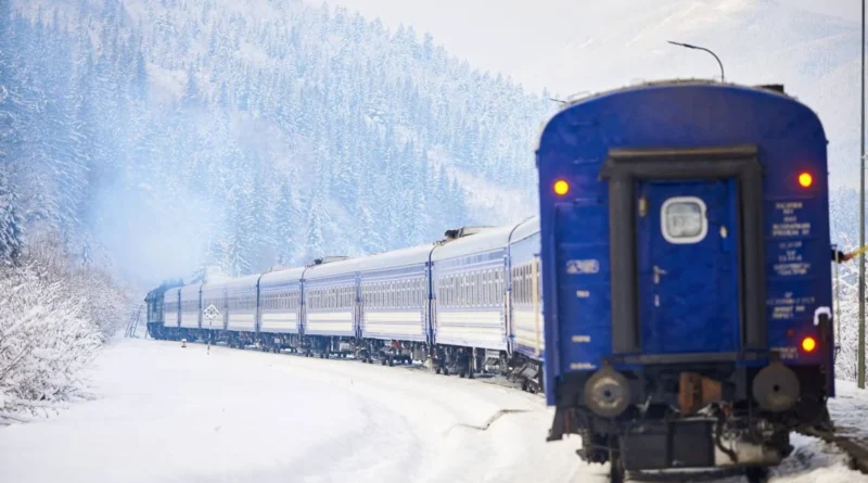"3,000 км Залізної підтримки": Укрзалізниця розкрила деталі програми "УЗ-3000" для подорожей по Україні взимку