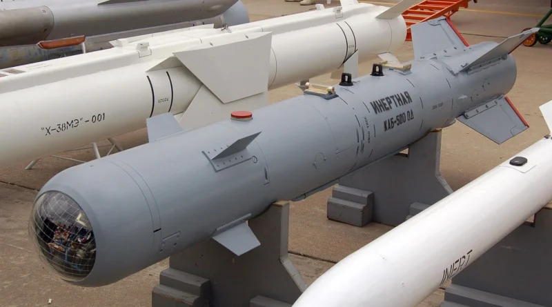 росіяни використовують реактивні планери на авіабомбах для ударів по тилах України - FT