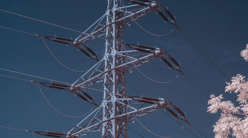 У трьох областях значні знеструмлення через атаку рф на енергетику, найжорсткіші графіки ввечері - Укренерго