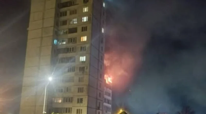 У будинку на Троєщині, куди 14 листопада влучив "шахед", жили колишні працівники ЧАЕС та їхні родини