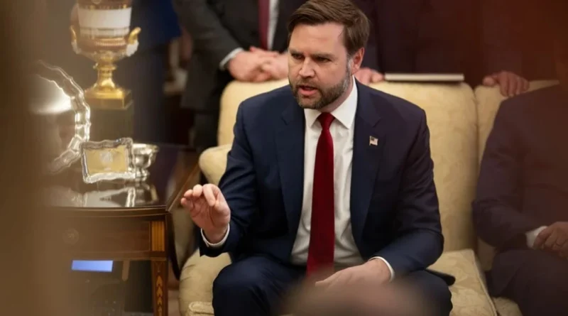 Чому б росіянам та українцям замість того, щоб вбивати один одного, не почати торгувати, їздити один до одного - Венс