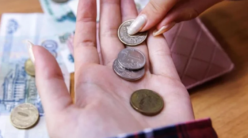 Матеріальне становище росіян погіршується: лише 8% відзначають збільшення статку - ЦПД