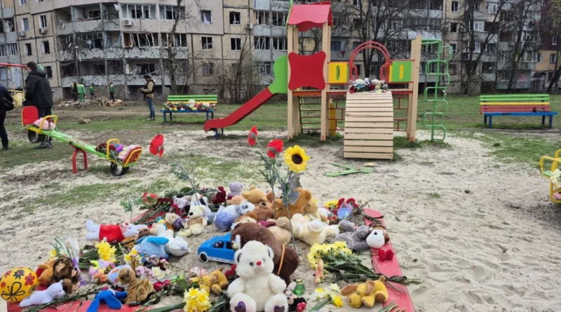 Командували ракетним ударом по дитячому майданчику в Кривому Розі: заочно повідомили про підозру 4-м рашистам