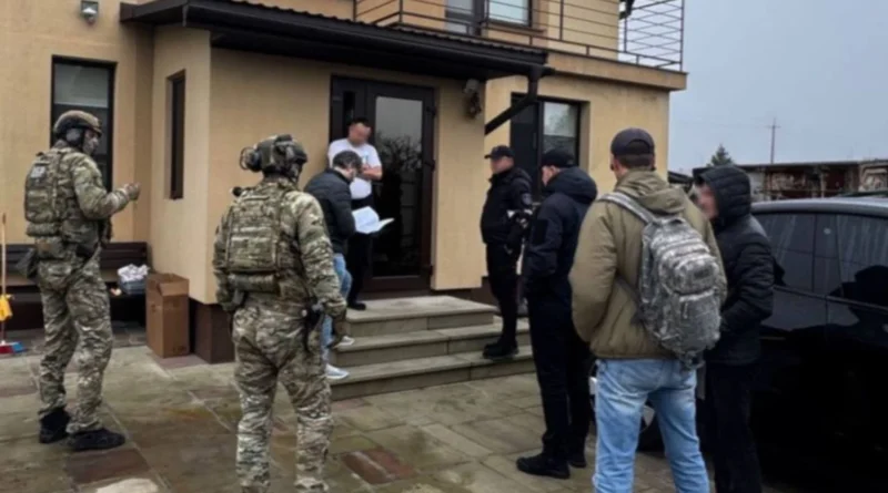 235 тисяч грн хабарів і