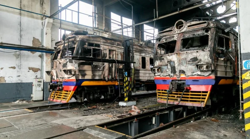 Удар рф по Фастову в ніч на 6 грудня: знищено 27 вагонів приміських поїздів, збитки сягають 300 млн грн
