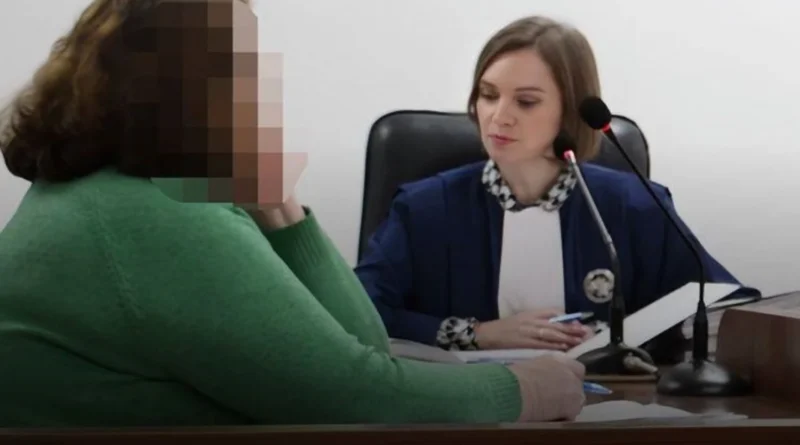 Не врятувала дитину від смертельного побиття вітчима: на Закарпатті жінку засудили на 5 років позбавлення волі