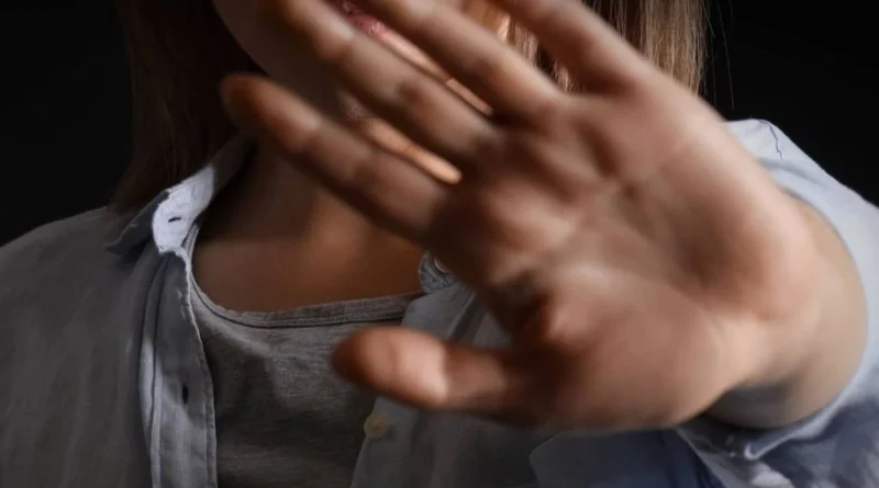 Група підлітків побила та принижувала 14-річну дівчину на камеру, відкрито провадження - прокуратура