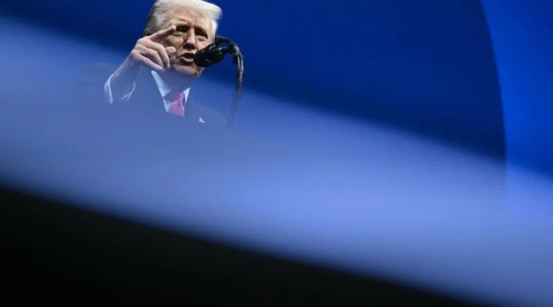 "Файли Епштейна": у прокуратурі в США пообіцяли оприлюднення усіх матеріалів щодо Трампа