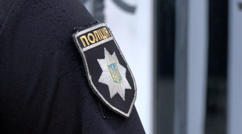 На Одещині хлопчик скинув собаку зі схилу: на матір склали протокол