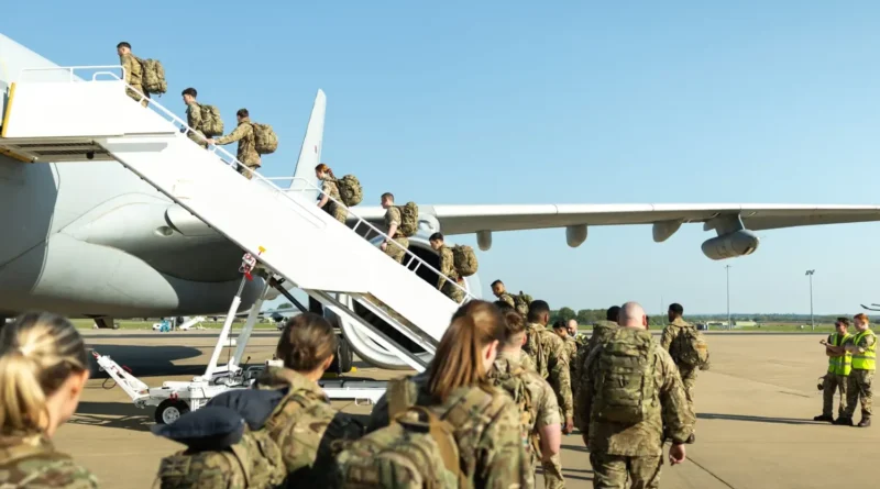 Європейські країни готові розгорнути до 15 000 військових для безпеки України - Welt