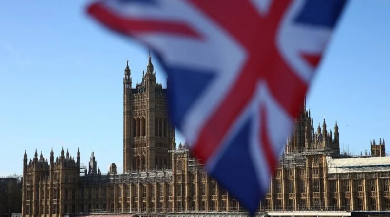 Британія знижує віковий поріг для голосування до 16 років