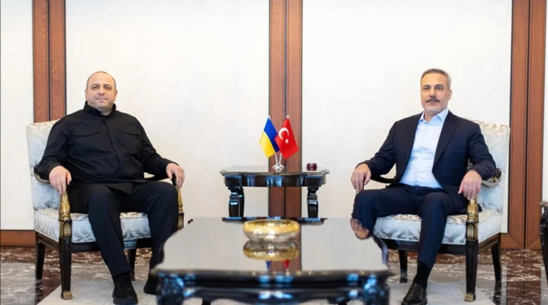 Умєров приїхав на переговори до міністра закордонних справ Туреччини в Анкару