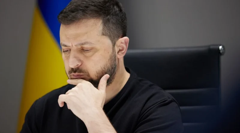 Відключення світла і негода в Україні: Зеленський повідомив про надскладну ситуацію у низці областей