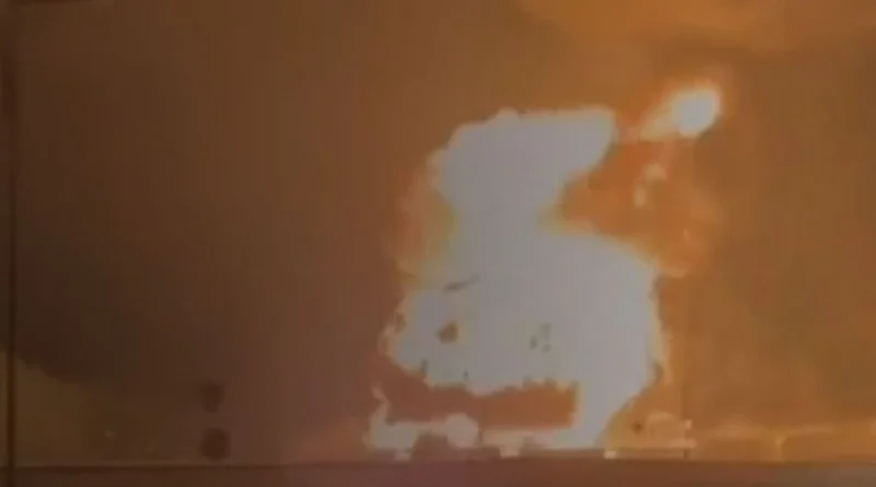 Генштаб підтвердив ураження нафтобази у бєлгородській області рф та складу МТЗ окупантів