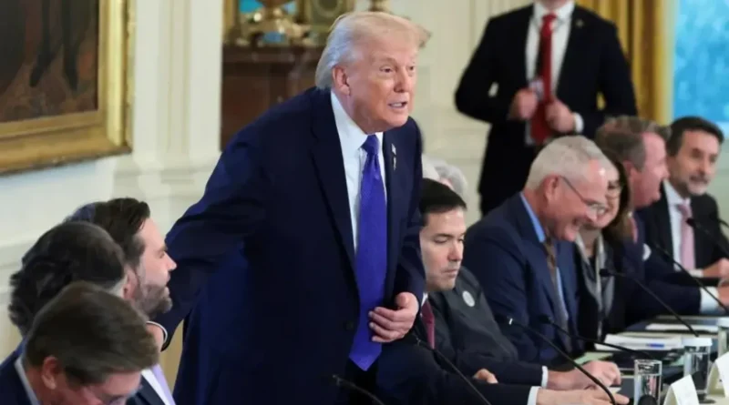 Трамп вимагає $100 млрд інвестицій у венесуельську нафту: Exxon називає країну