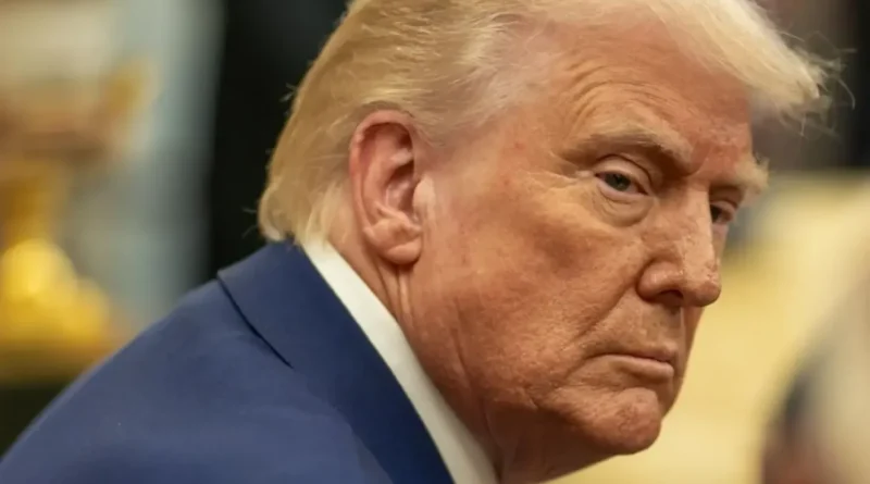 Трамп припинить підтримку України у випадку санкцій Європи через Гренландію - NYT