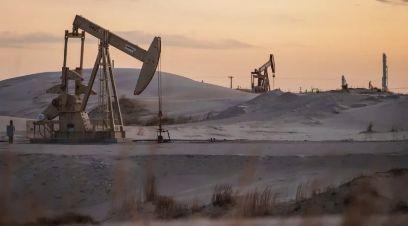 Енергетичний шторм у США: Арктичний холод загрожує видобутку нафти в найбільших басейнах