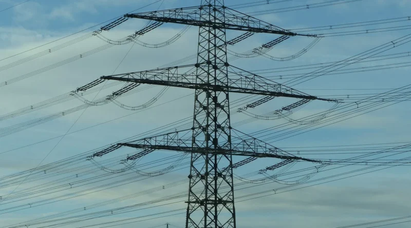 Енергосистема України відновлюється після системної аварії, світло повернеться найближчими годинами - Міненерго