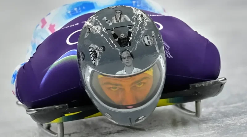 Українському скелетоністу заборонили використовувати шолом із зображенням вбитих спортсменів: Зеленський відреагував