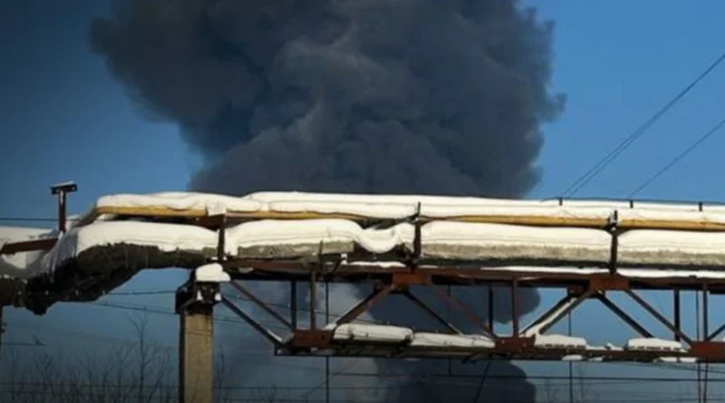 Генштаб підтвердив ураження НПЗ "лукойлу" за 1750 км від України