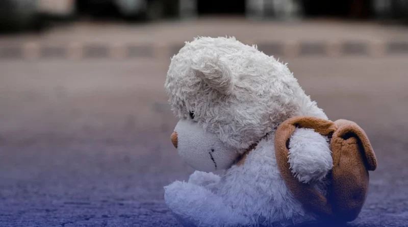 На Дніпропетровщині перед судом постануть батьки-вихователі, які били, принижували та морили дітей голодом