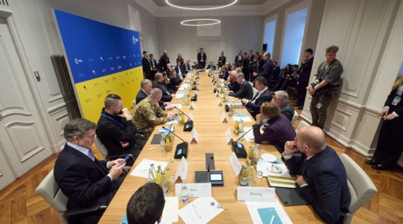 Зеленський зустрівся з лідерами світових інвестиційних компаній у Мюнхені