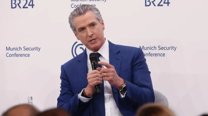 Губернатор Каліфорнії Ньюсом закликав союзників у Європі сприймати політику Трампа як тимчасове явище