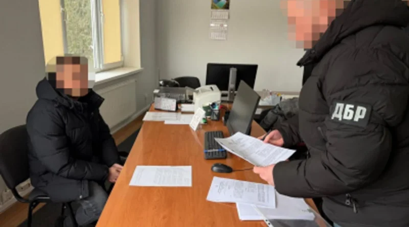 На Волині митник оформив вантажні електромобілі як легкові, бюджет втратив 700 тисяч гривень