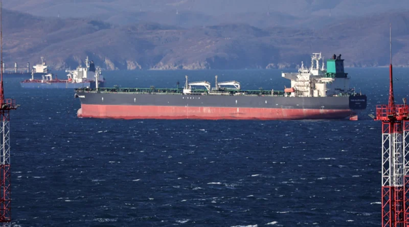 росія готова перенаправити нафту до Індії через конфлікт на Близькому Сході - Reuters