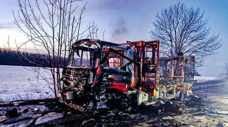 На Харківщині росіяни атакували рятувальників ДСНС під час гасіння пожежі