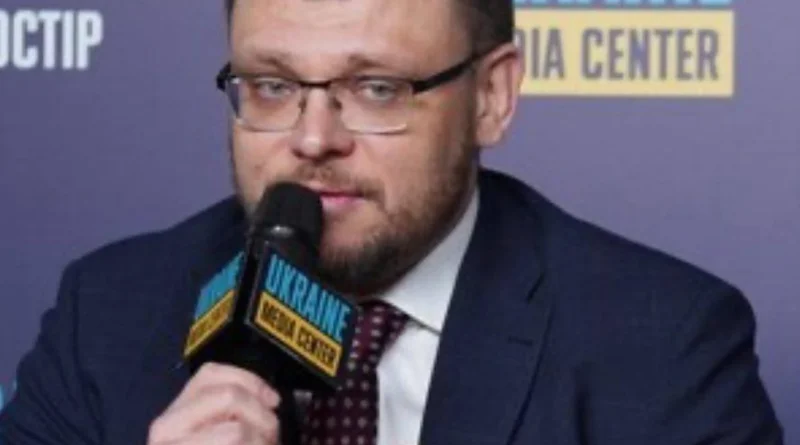 "Це в інтересах Бюро", – експрокурор САП запропонував директору НАБУ Кривоносу звільнитися після скандалів з дитиною та землею