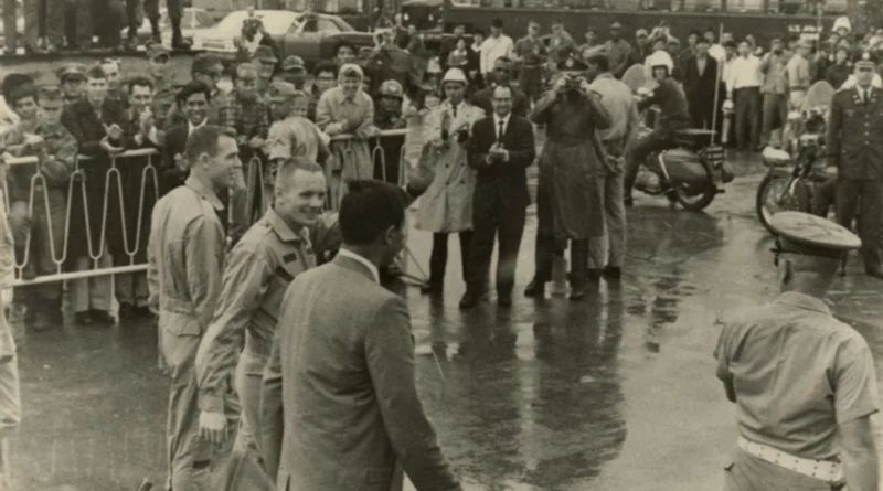 У США опублікували раніше невідомі фото Ніла Армстронга після аварії місії Джеміні-8