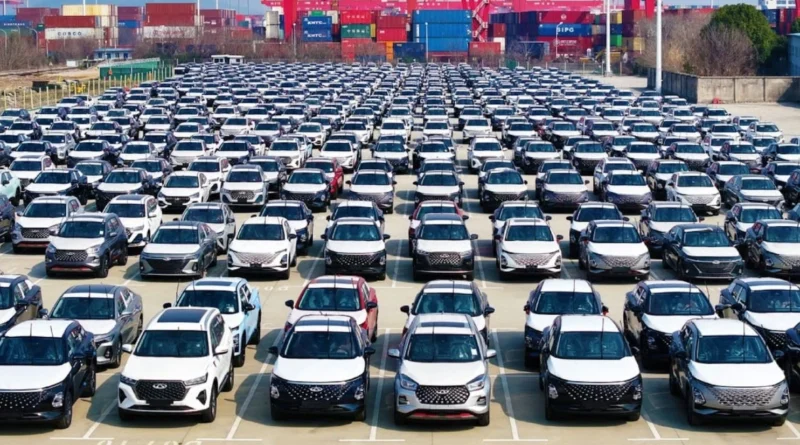 США не допустять китайські автомобілі з Канади на свій ринок, заявив посол Трампа