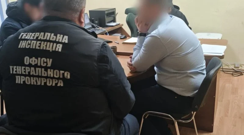 На Київщині викрили двох прокурорів, які за 50 тис. доларів пропонували підприємцю