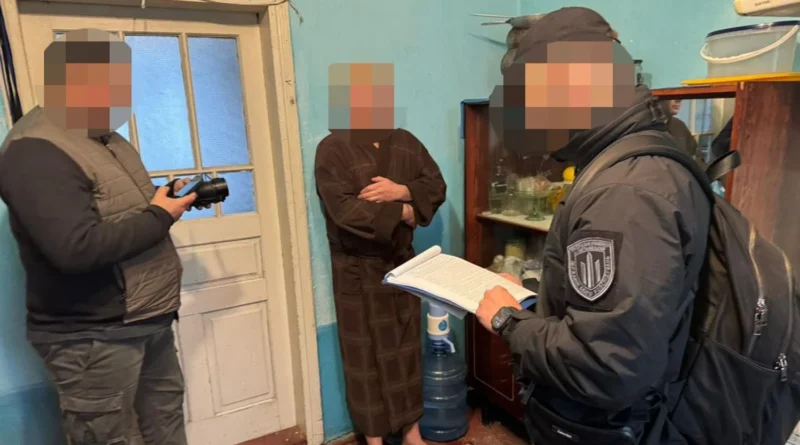 ДБР викрило схему незаконного вивезення військових з навчального центру на Рівненщині