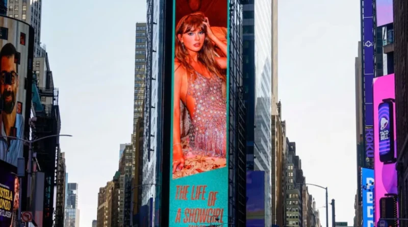 На Тейлор Свіфт подали до суду через назву альбому