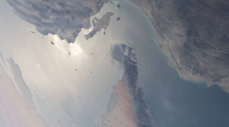 Країни Перської затоки розглядають нові трубопроводи для обходу Ормузької протоки - FT