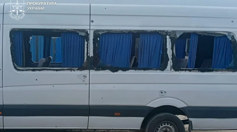 росія вдруге за день атакувала маршрутку на Нікопольщині - 5 поранених