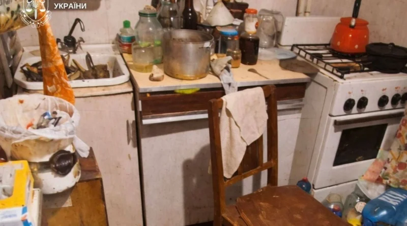 У Києві племінника судитимуть за жорстоке вбивство дядька - чоловіку завдали 26 ударів ножем, обрізали ніс та губу