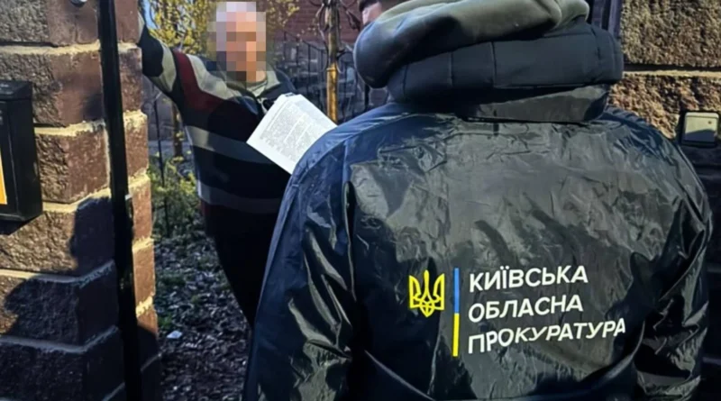 На Київщині викрили схему розтрати коштів на могильних хрестах для полеглих захисників: переплата понад 2,8 млн грн