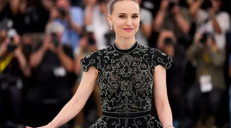 Наталі Портман вагітна третьою дитиною від партнера Тангі Дестейбла