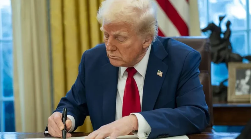 Трамп запровадив нові санкції проти високопосадовців та силовиків Куби