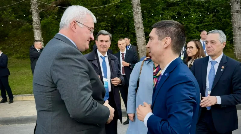 Сибіга та глава МЗС Молдови обговорили безпеку регіону та спільний шлях до ЄС