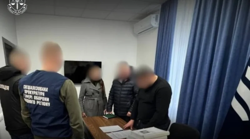 Ексначальника Рівненського ТЦК судитимуть за переплату при закупівлі 16 пікапів для армії