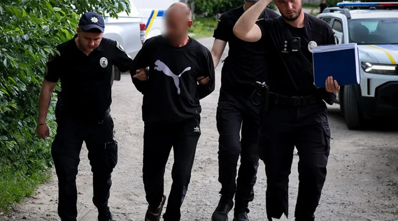 У Запоріжжі затримали чоловіка, який вбив містянина та закопав тіло у триметровій ямі