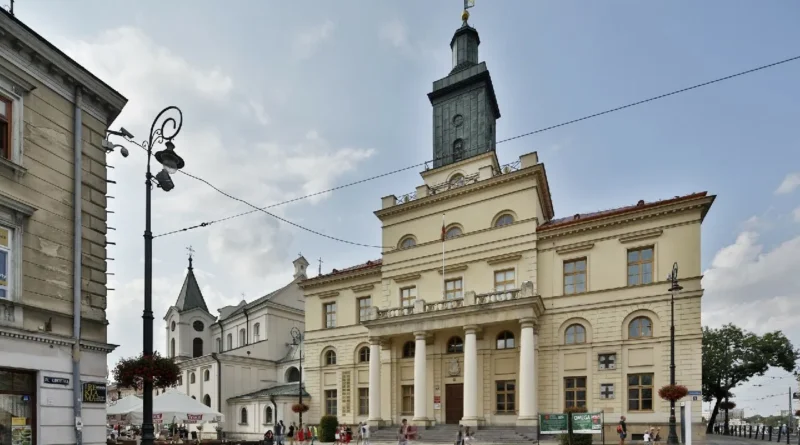 З будівлі ратуші польського Любліна зняли прапор України через надання підрозділу ССО назви