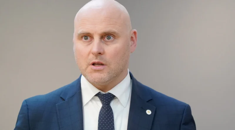 Прем’єр Латвії доручить знайти механізм для припинення торгівлі з роосією